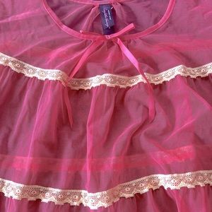 🆕 Victoria’s Secret gauzy chemise (NWOT)